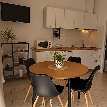 Apartment Amalija