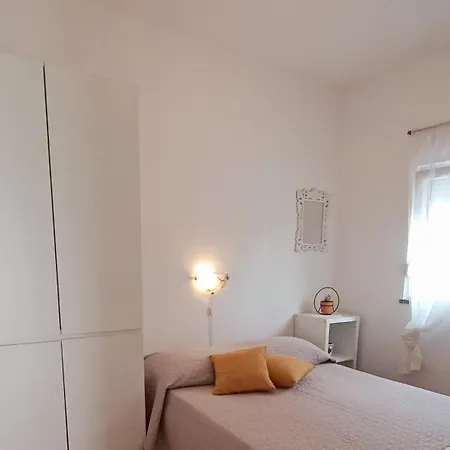 Apartment Amalija *